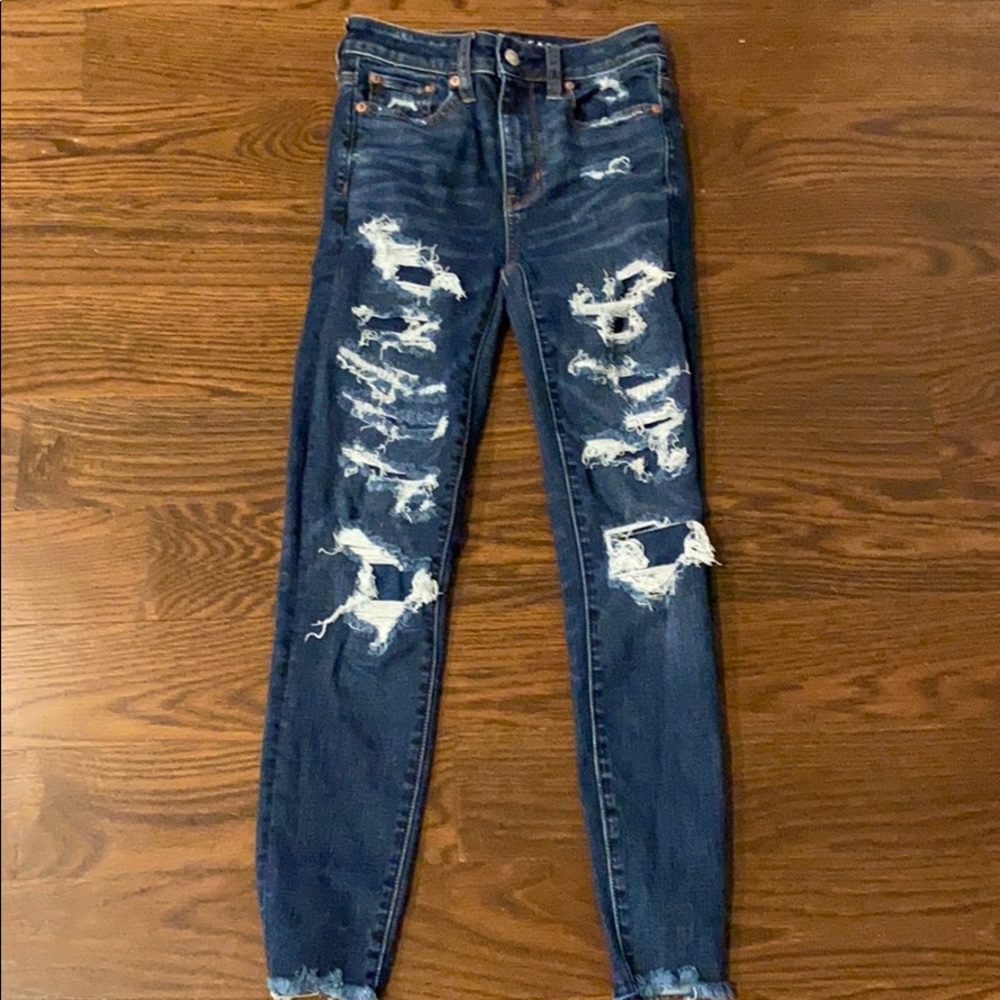 American eagle ripped jeans